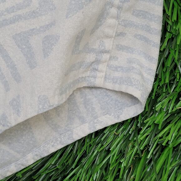 Vintage 90s MOD Geometric AOP Button Shirt Large 22x26 White - Picture 10 of 12